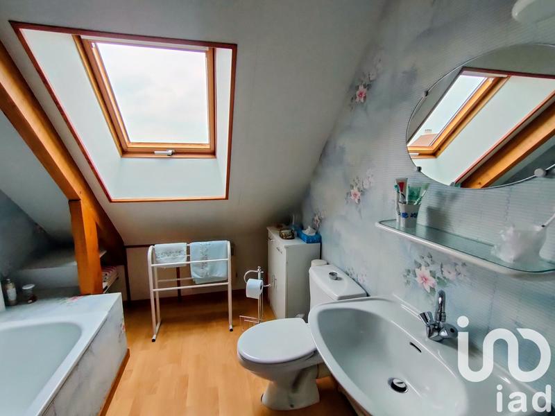 Maison - 145 m² - 9 pièces