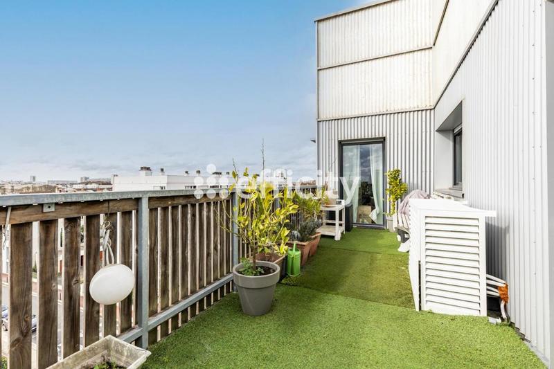 Appartement - 122 m² - 5 pièces