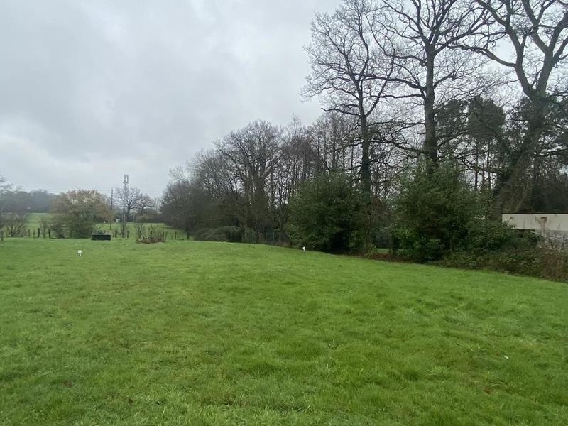 Terrain constructible - 606 m²