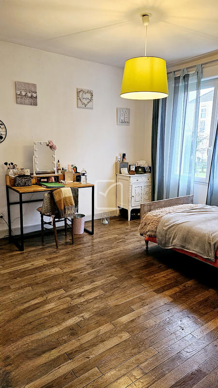 Maison - 84 m² - 5 pièces