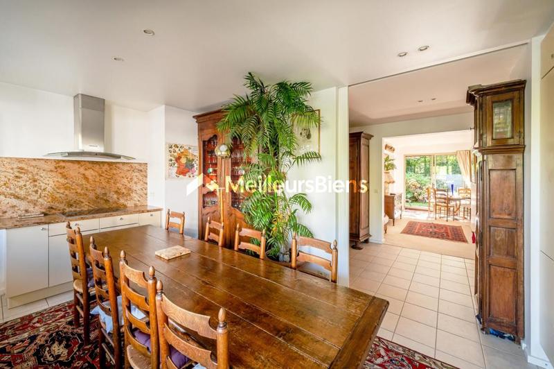 Appartement - 117 m² - 5 pièces