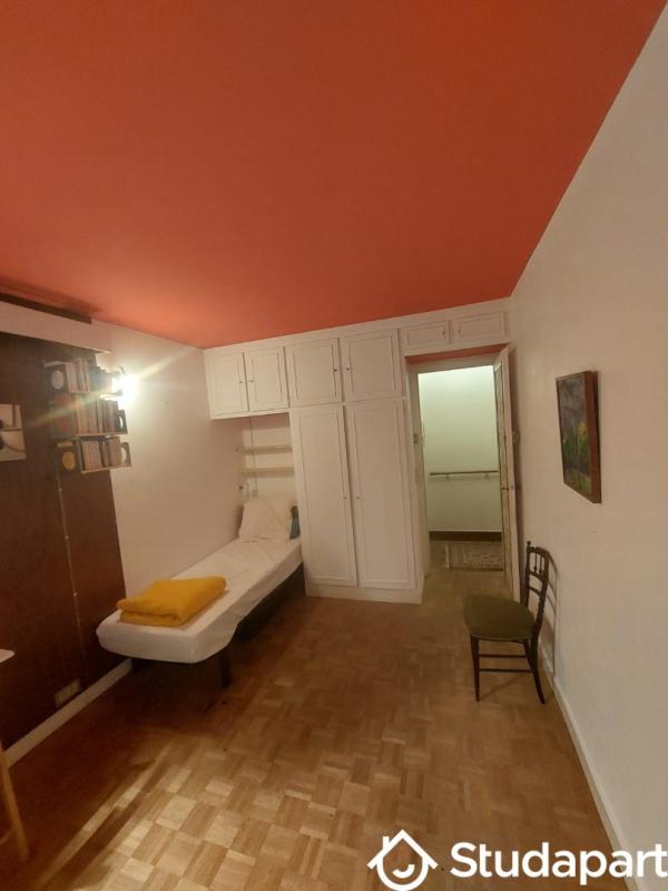 Chambre - 11 m² - 1 pièce