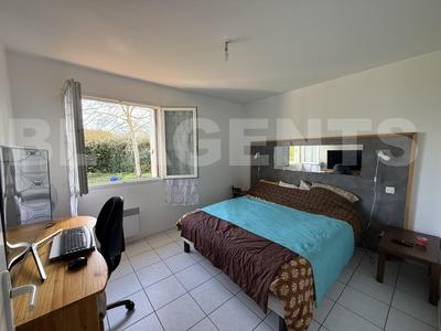 Maison - 81 m² - 5 pièces