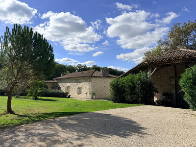 Maison - 147 m² - 7 pièces