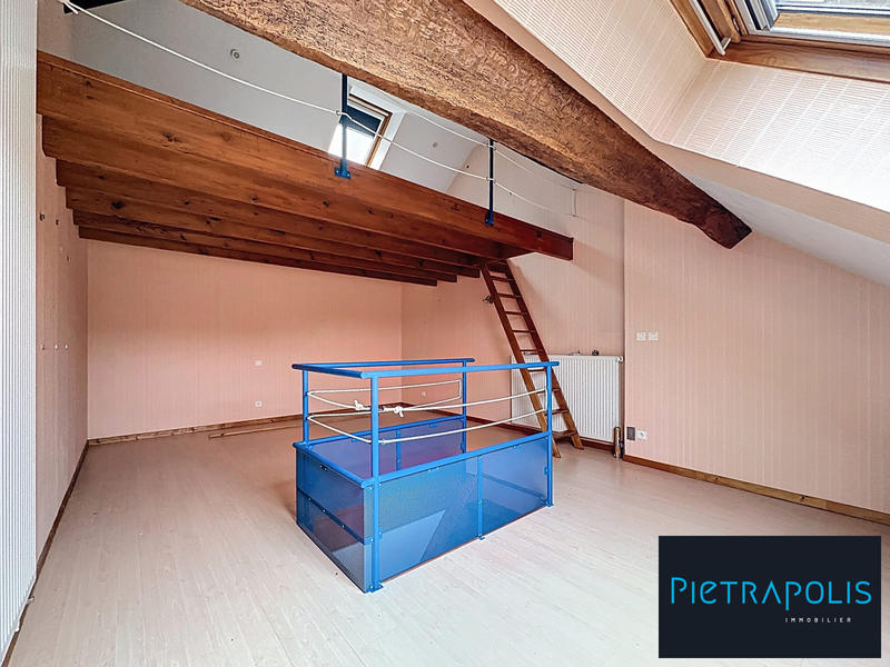 Maison - 200 m² - 8 pièces