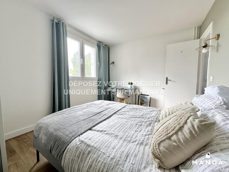 Chambre - 10 m² - 5 pièces