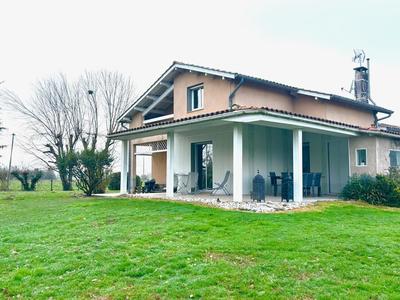 Propriété - 131 m² - 5 pièces