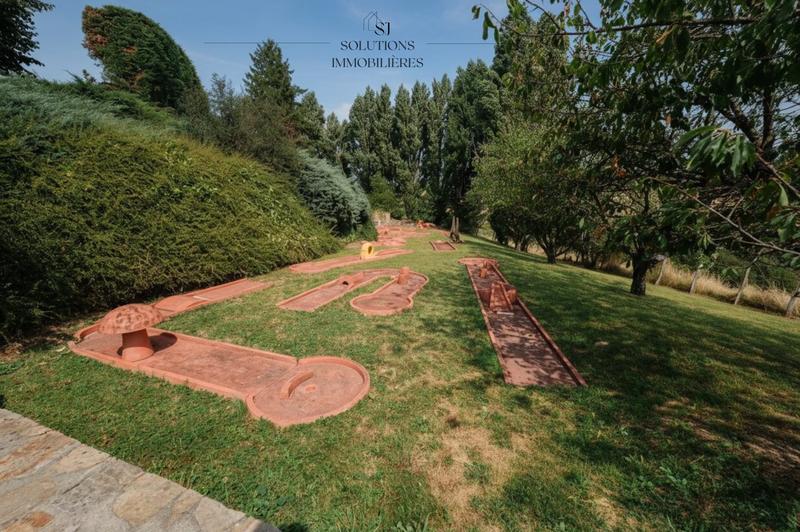 Maison - 194 m² - 7 pièces