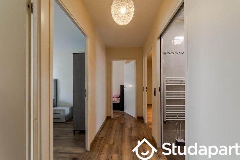 Appartement - 82 m² - 4 pièces