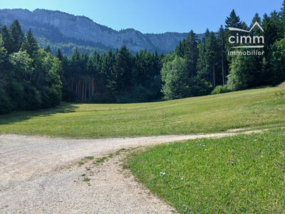 Maison - 240 m² - 4 pièces