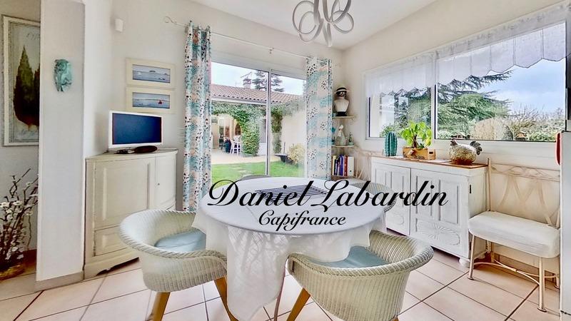 Villa - 220 m² - 7 pièces