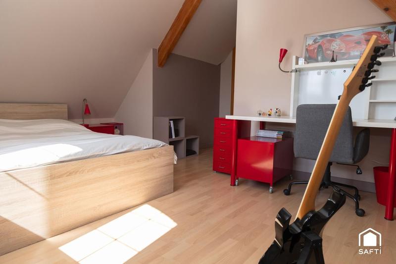 Maison - 186 m² - 6 pièces