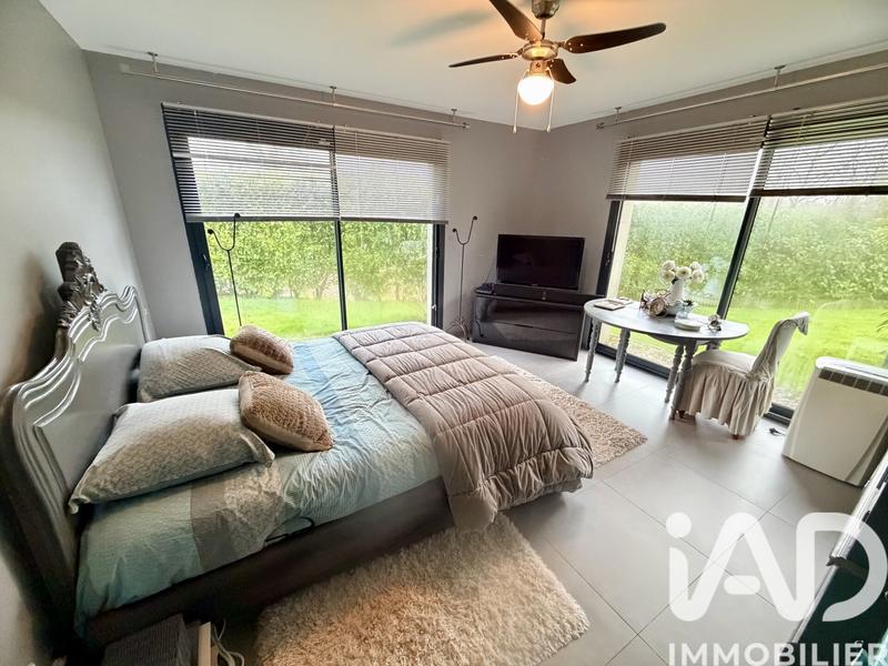 Maison - 232 m² - 7 pièces