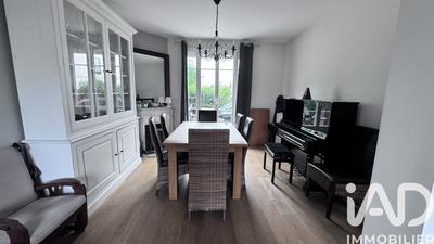 Maison - 185 m² - 7 pièces