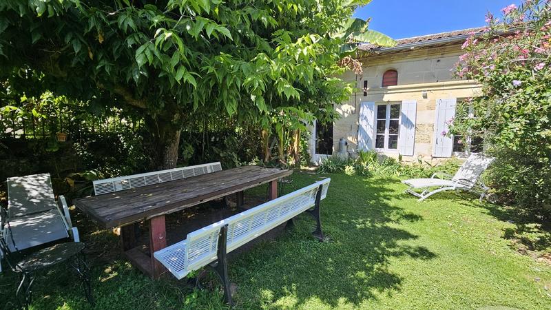 Maison - 530 m² - 15 pièces