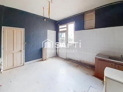 Maison - 140 m² - 5 pièces