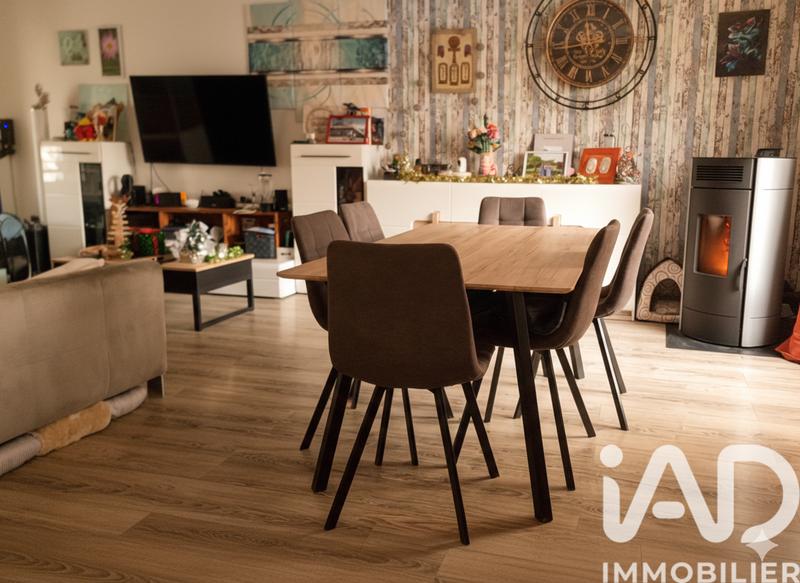 Maison - 98 m² - 5 pièces