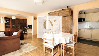 Appartement - 82 m² - 4 pièces