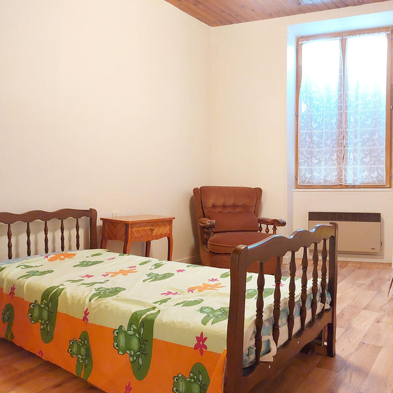 Maison - 140 m² - 8 pièces