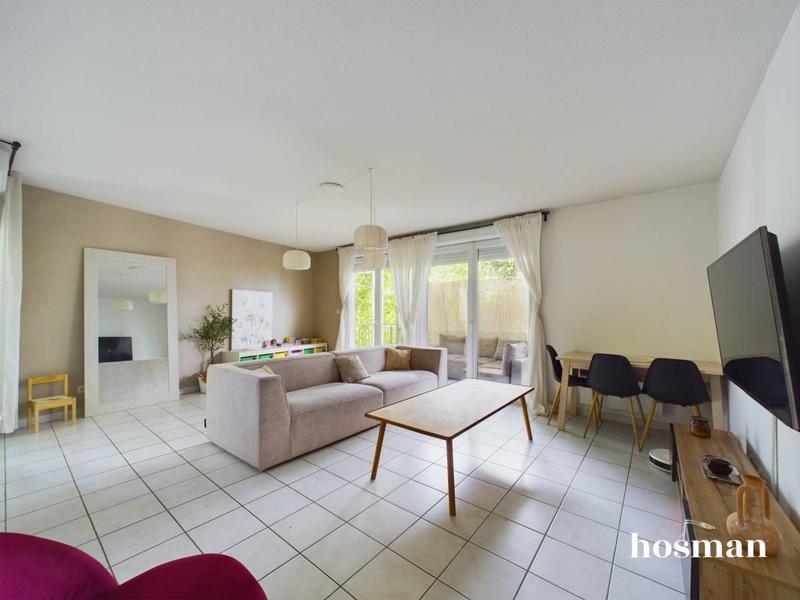 Appartement - 84 m² - 4 pièces