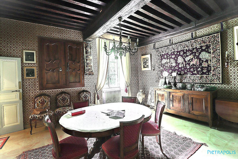 Maison ancienne - 248 m² - 9 pièces