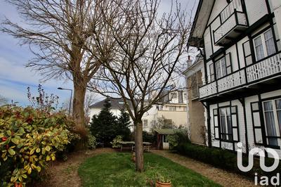 Maison - 131 m² - 7 pièces