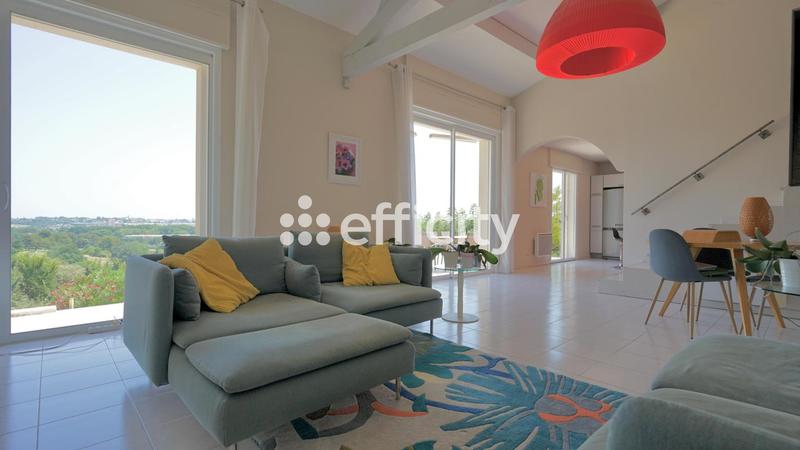 Villa - 170 m² - 6 pièces