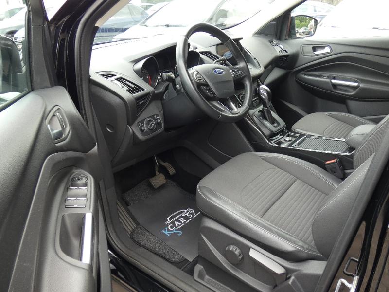 Ford Kuga 1.5 TDCi 120 SetS 4x2 automatique Titanium