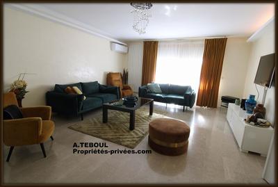 Appartement - 122 m² - 5 pièces