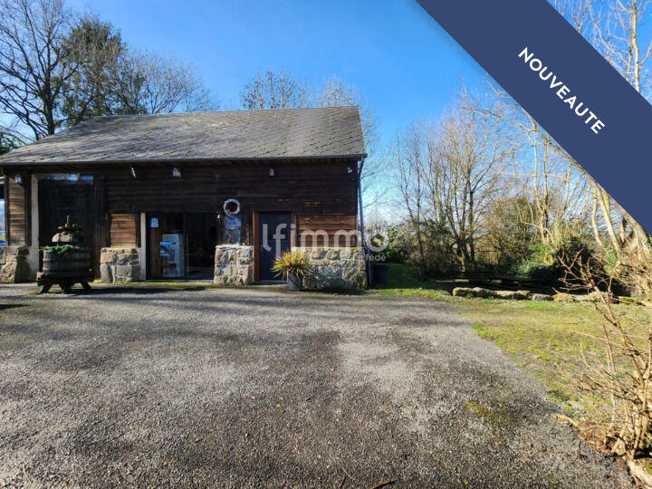 Demeure - 231 m² - 12 pièces