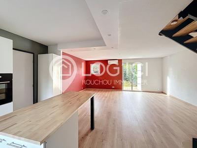 Maison - 85 m² - 4 pièces