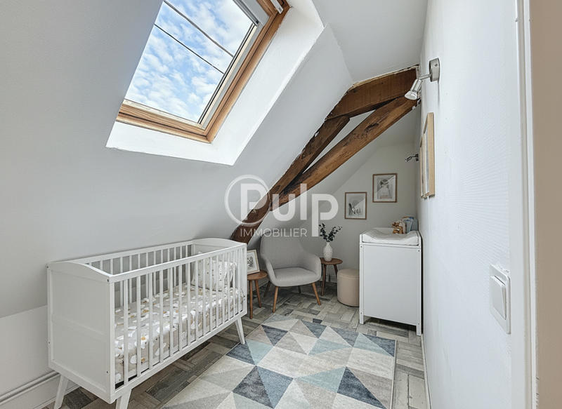 Maison - 176 m² - 8 pièces