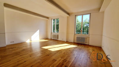 Appartement - 68 m² - 2 pièces