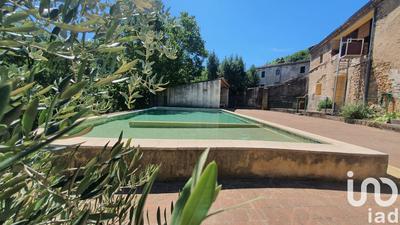 Maison de village - 250 m² - 8 pièces