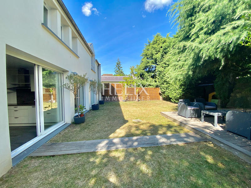 Maison - 165 m² - 7 pièces