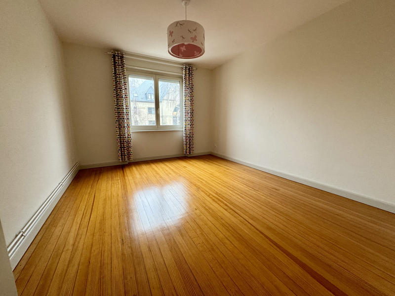 Appartement - 130 m² - 5 pièces