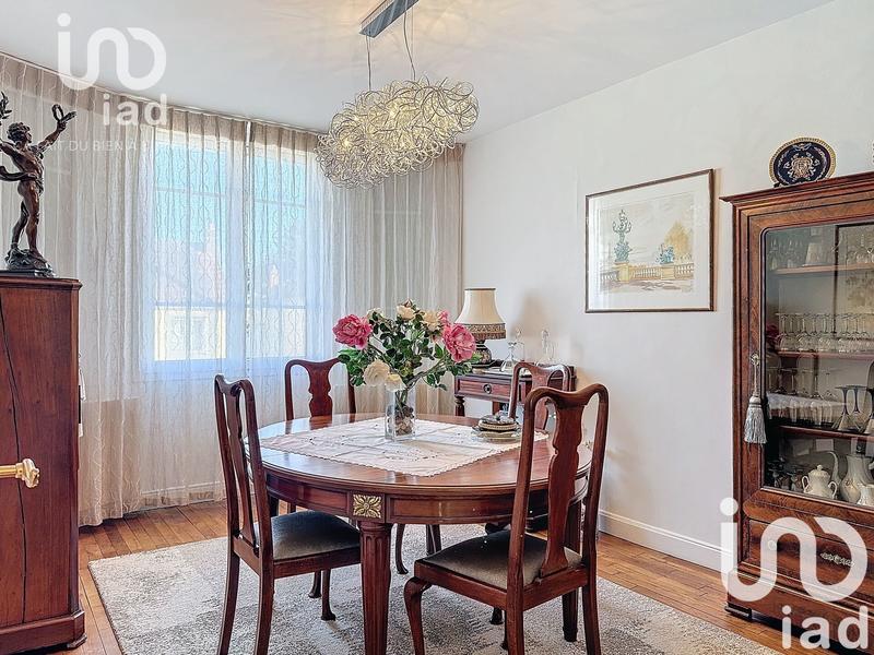 Maison - 200 m² - 8 pièces