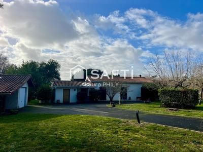 Maison - 130 m² - 4 pièces