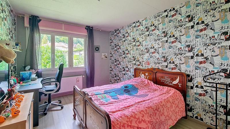 Maison - 281 m² - 12 pièces