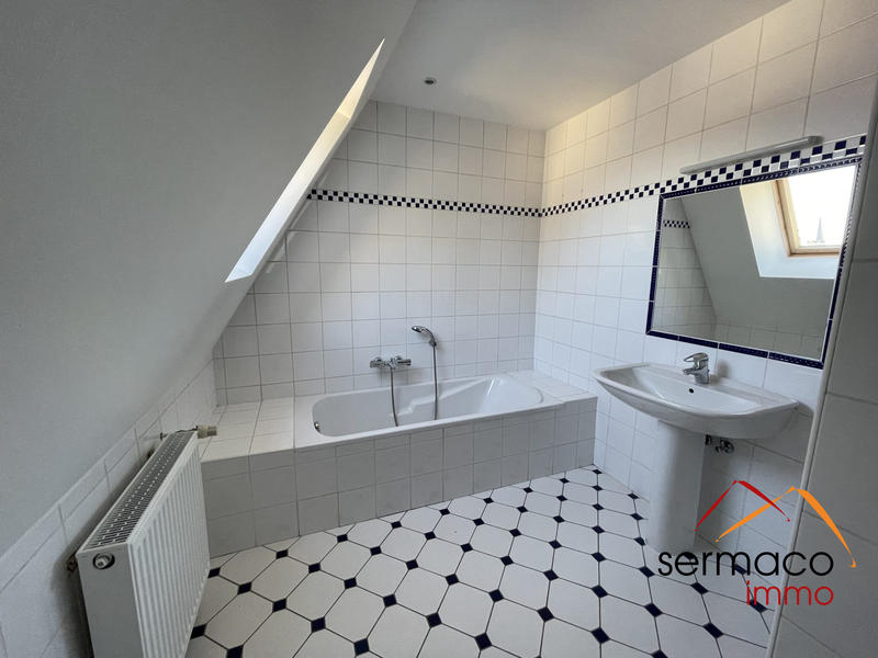 Appartement - 85 m² - 3 pièces