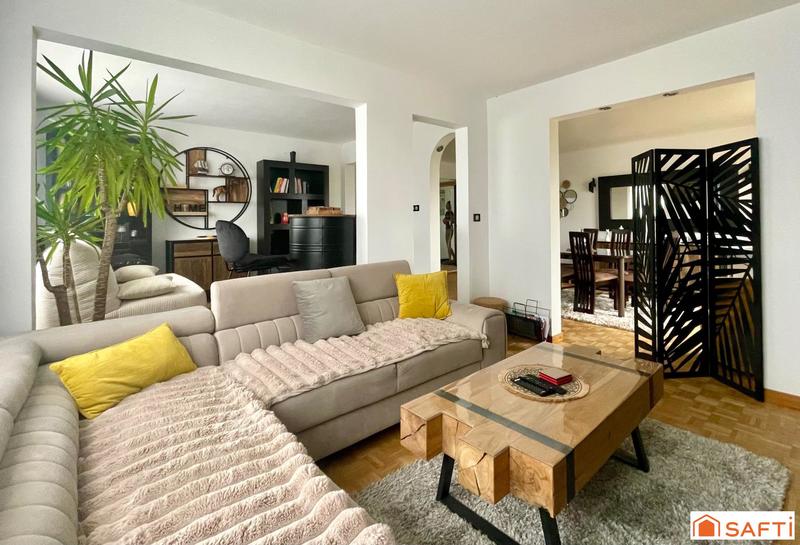 Appartement - 101 m² - 6 pièces