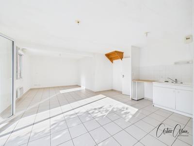 Maison - 86 m² - 4 pièces