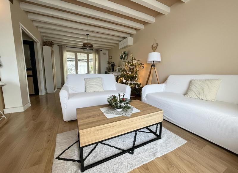 Maison - 159 m² - 7 pièces