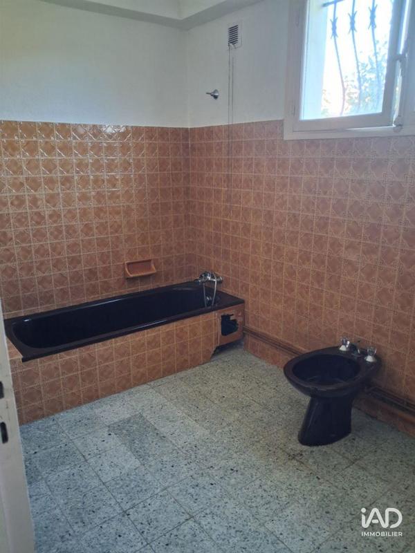 Maison - 207 m² - 6 pièces