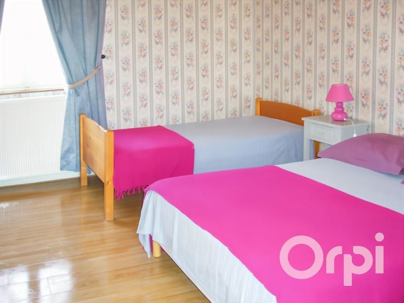 Maison - 278 m² - 10 pièces