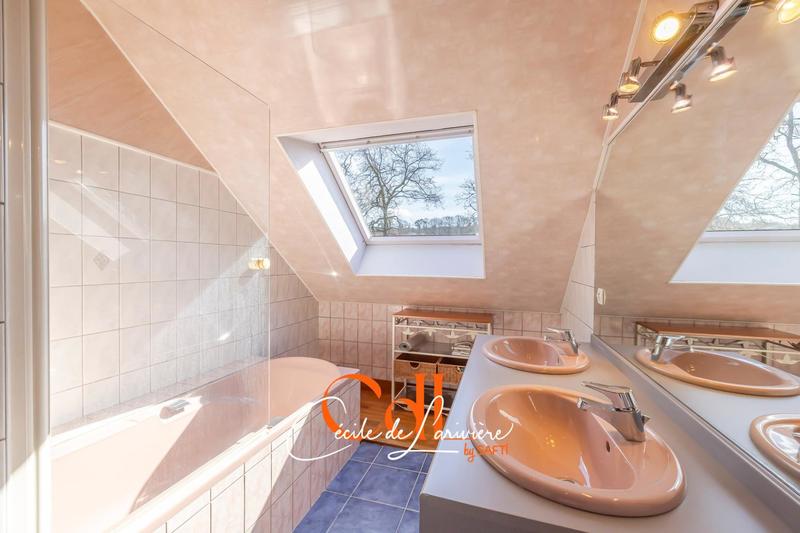 Maison - 135 m² - 5 pièces