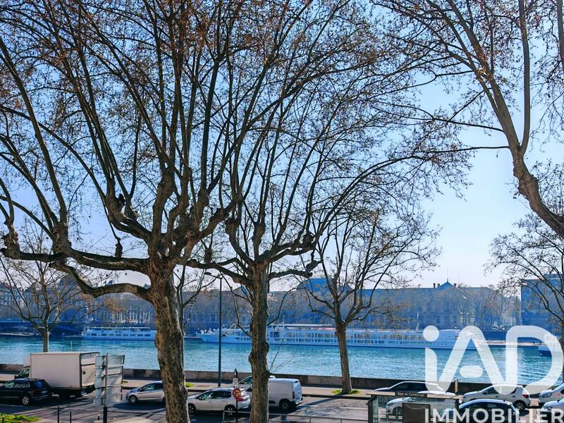 Appartement - 169 m² - 5 pièces