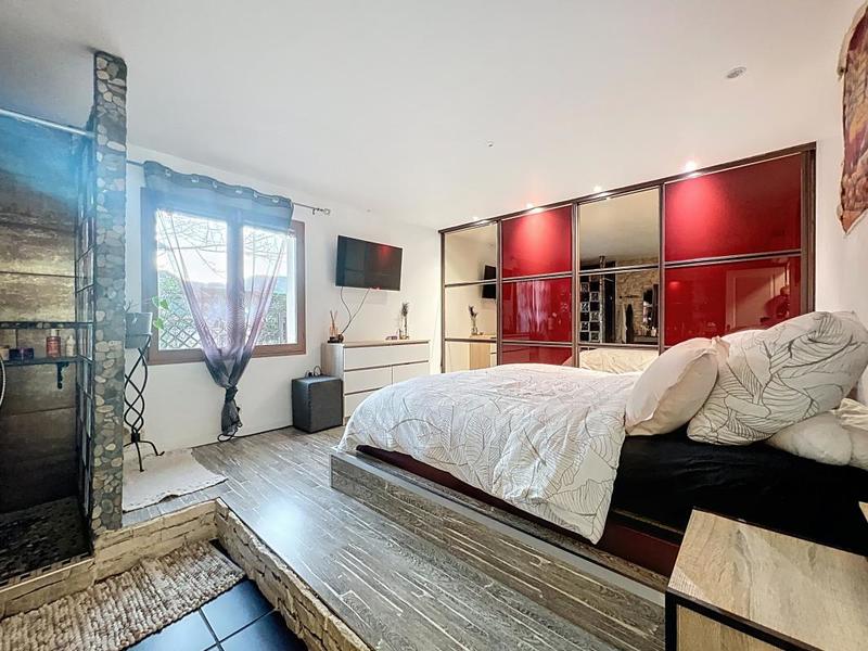 Villa - 158 m² - 6 pièces