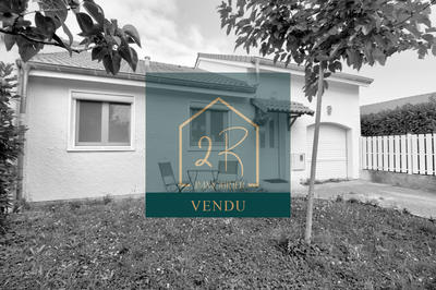 Maison - 90 m² - 4 pièces