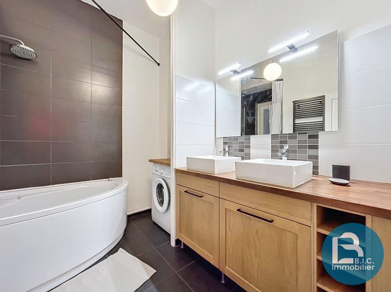 Appartement - 72 m² - 3 pièces